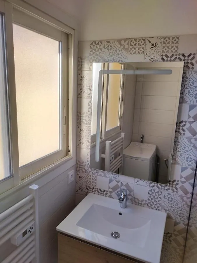 Appartement Studio Tout A Pied - Vue Sur Mer Saint Aygulf France