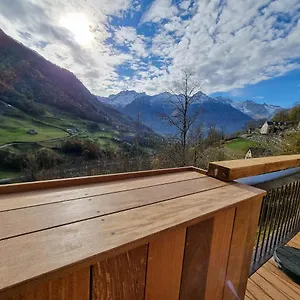 chalet-duplex-terrasse-vue-montagne-wifi.midi-pyreneeshotels.com/